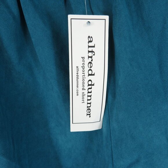 Alfred Dunner Classic Fit Comfort Waist Proportioned Short Pants Size 16 Blue NW - Picture 4 of 7